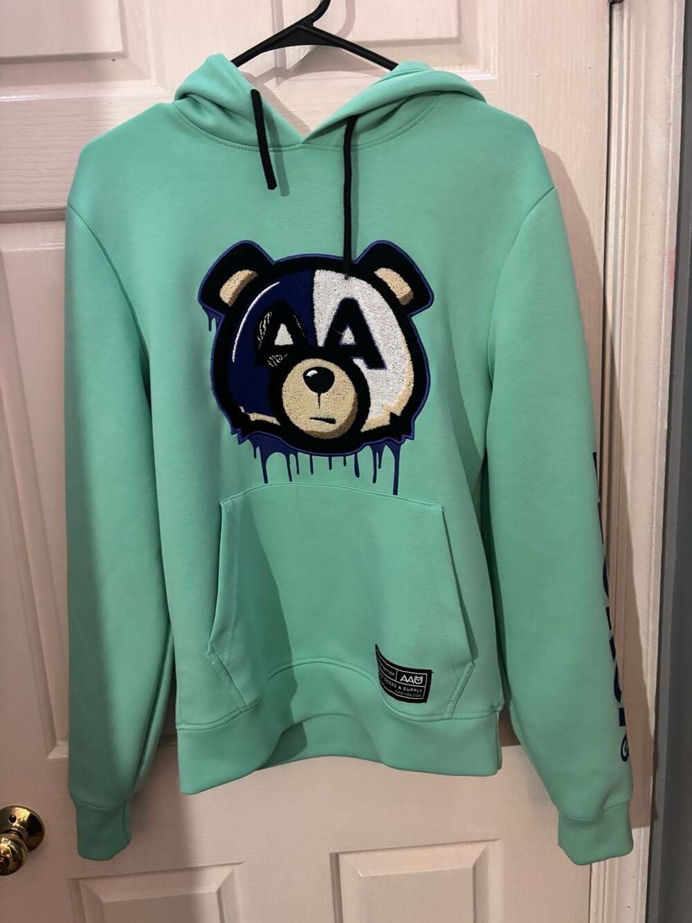 White Tag Bear Graphic Hoodie Size Small Mint Green